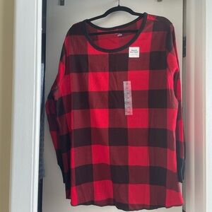 Old Navy Red and Black Plaid Pullover